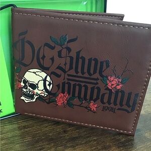DC Shoe Company Wallet Skull and Roses Deadstock with Tags Brown Leather